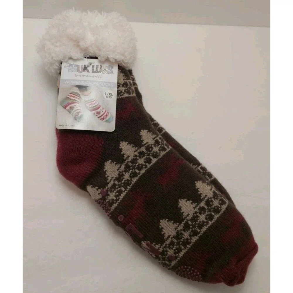 Muk Luks Cabin Socks Women's Size L/XL Shoe Size 8-10 Winter Reindeer NEW